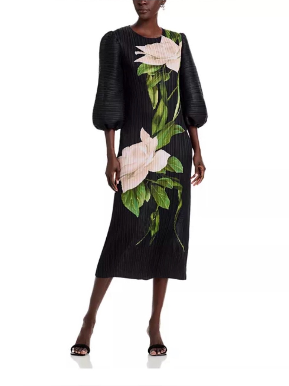 Nancy Yang
Floral Print Crinkle Dress